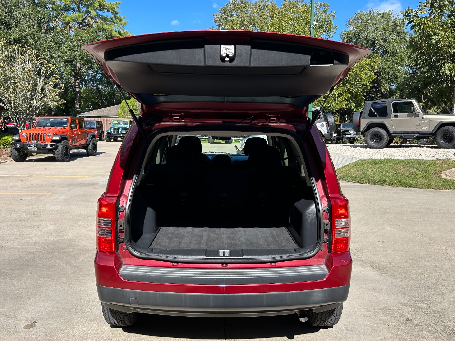 Used-2015-Jeep-Patriot-Sport