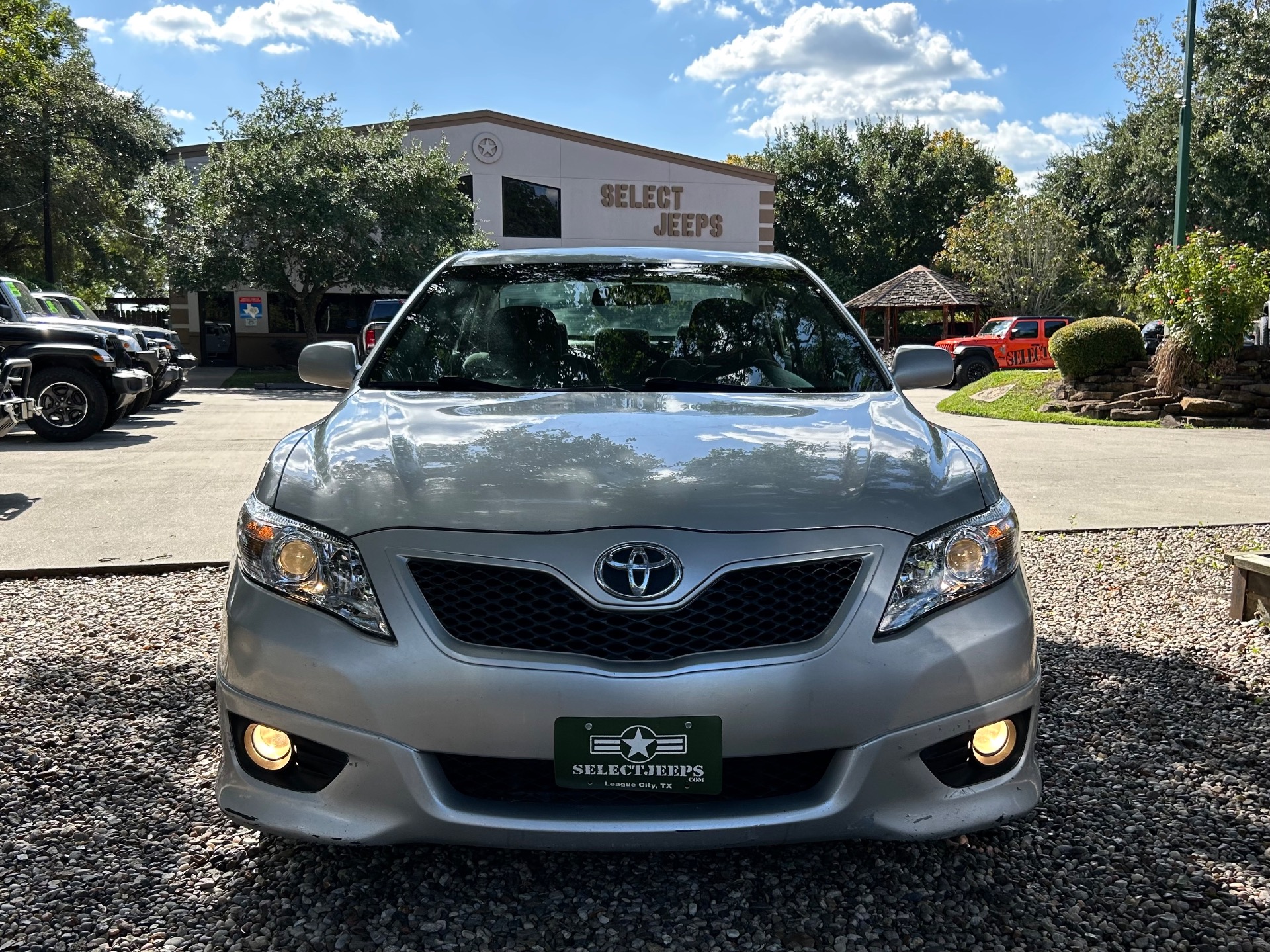 Used-2011-Toyota-Camry-SE