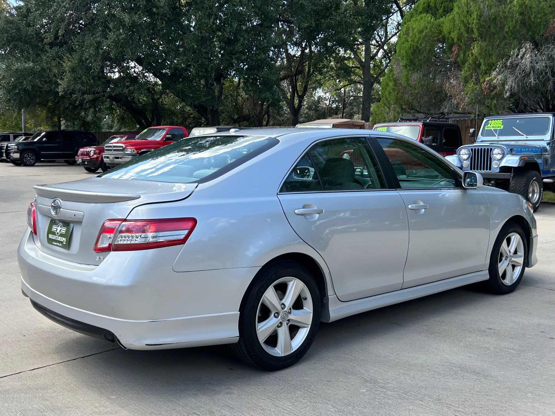 Used-2011-Toyota-Camry-SE