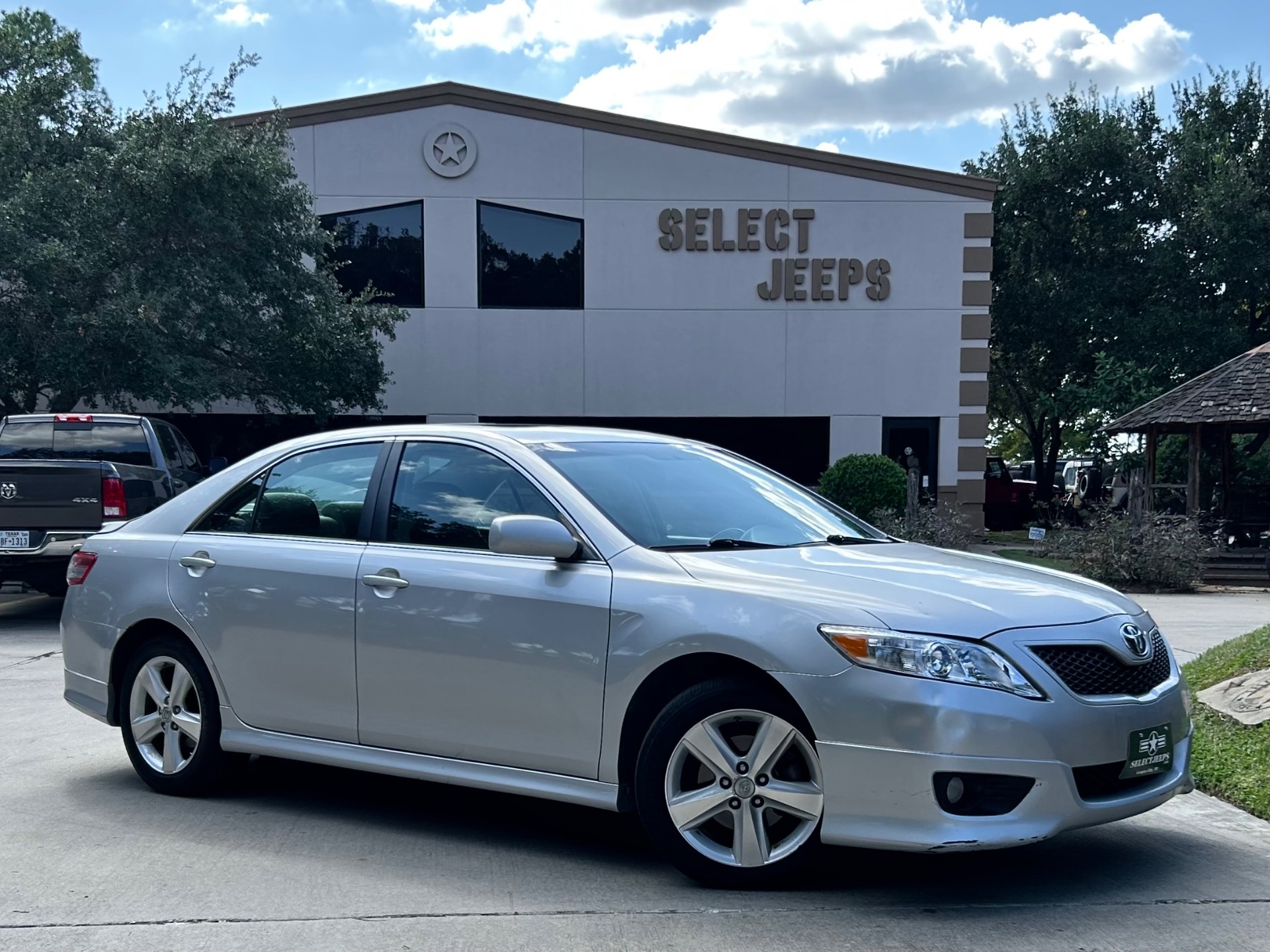 Used-2011-Toyota-Camry-SE