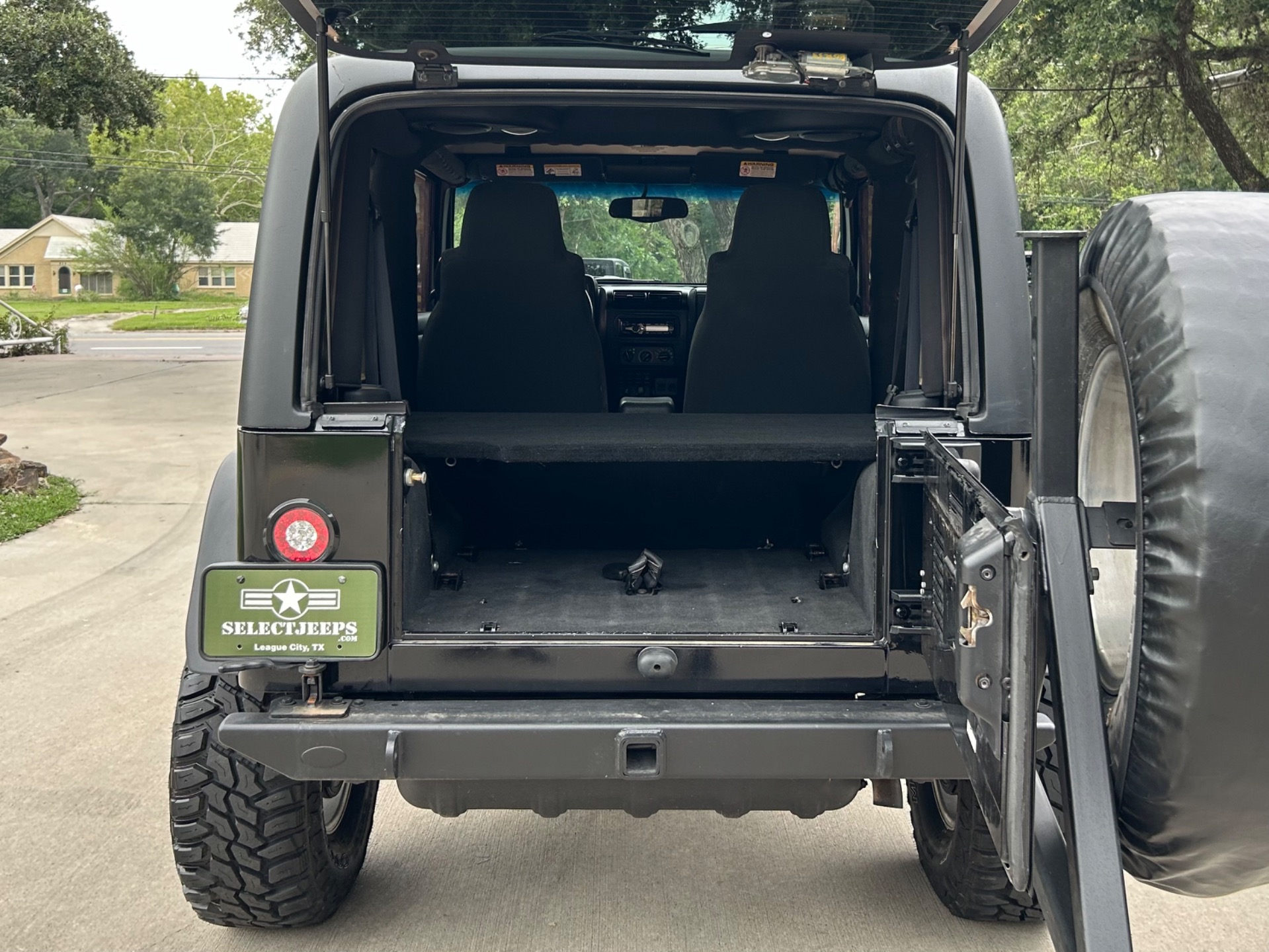 Used-2005-Jeep-Wrangler-Rubicon