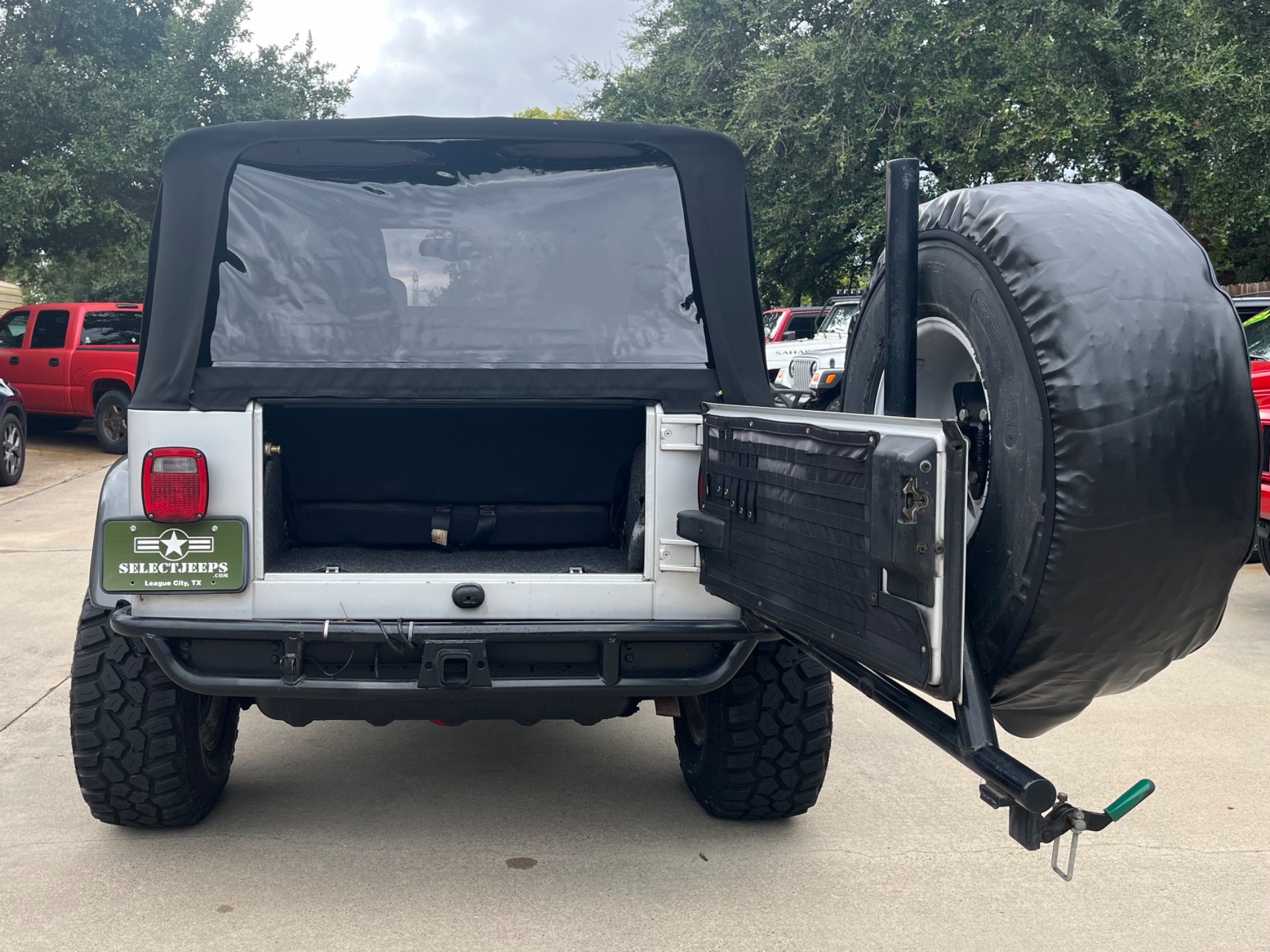 Used-2004-Jeep-Wrangler-Rubicon