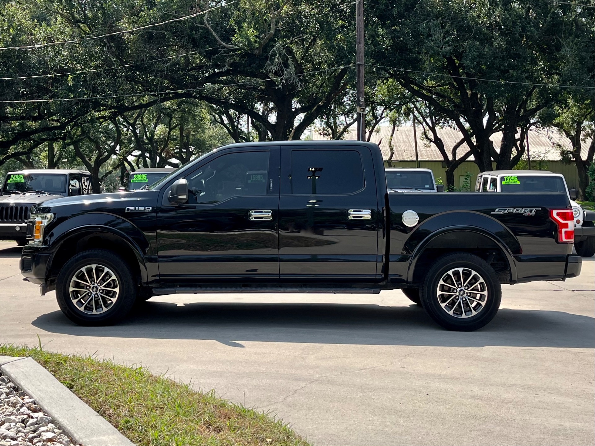 Used-2018-Ford-F-150-XLT