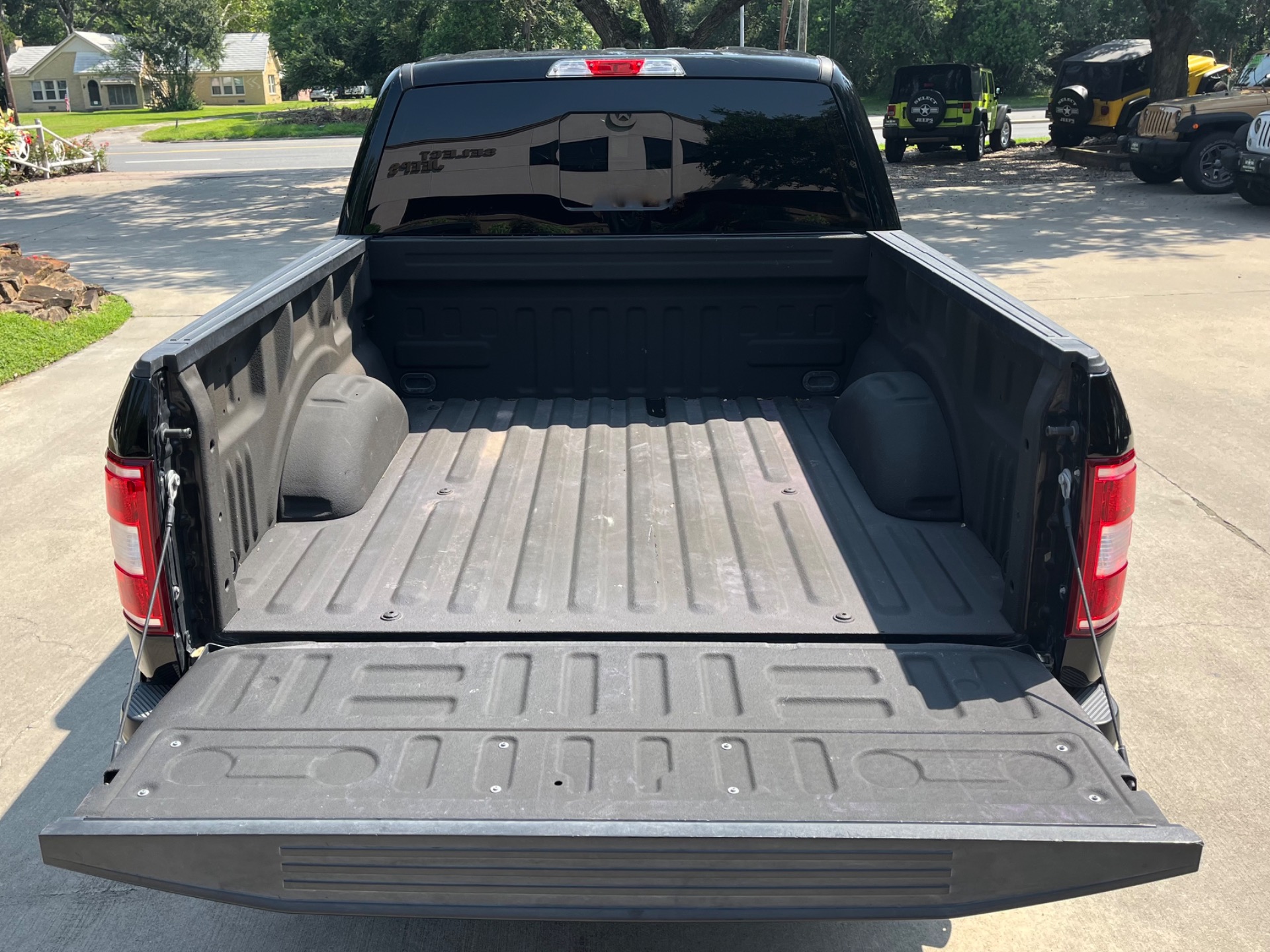 Used-2018-Ford-F-150-XLT