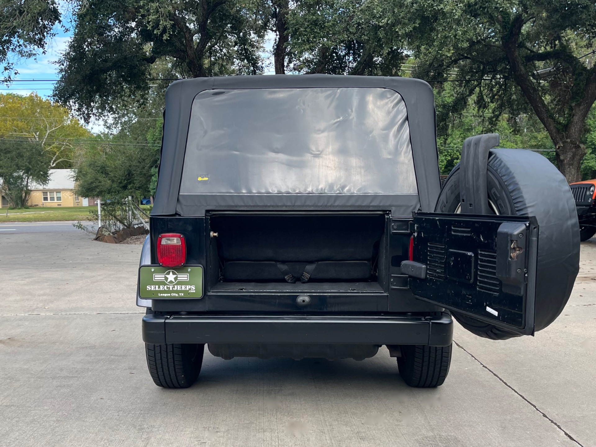 Used-2004-Jeep-Wrangler-X