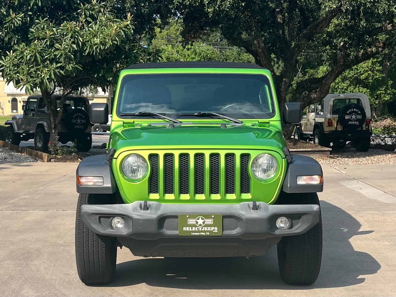 Used-2018-Jeep-Wrangler-Unlimited-Sport