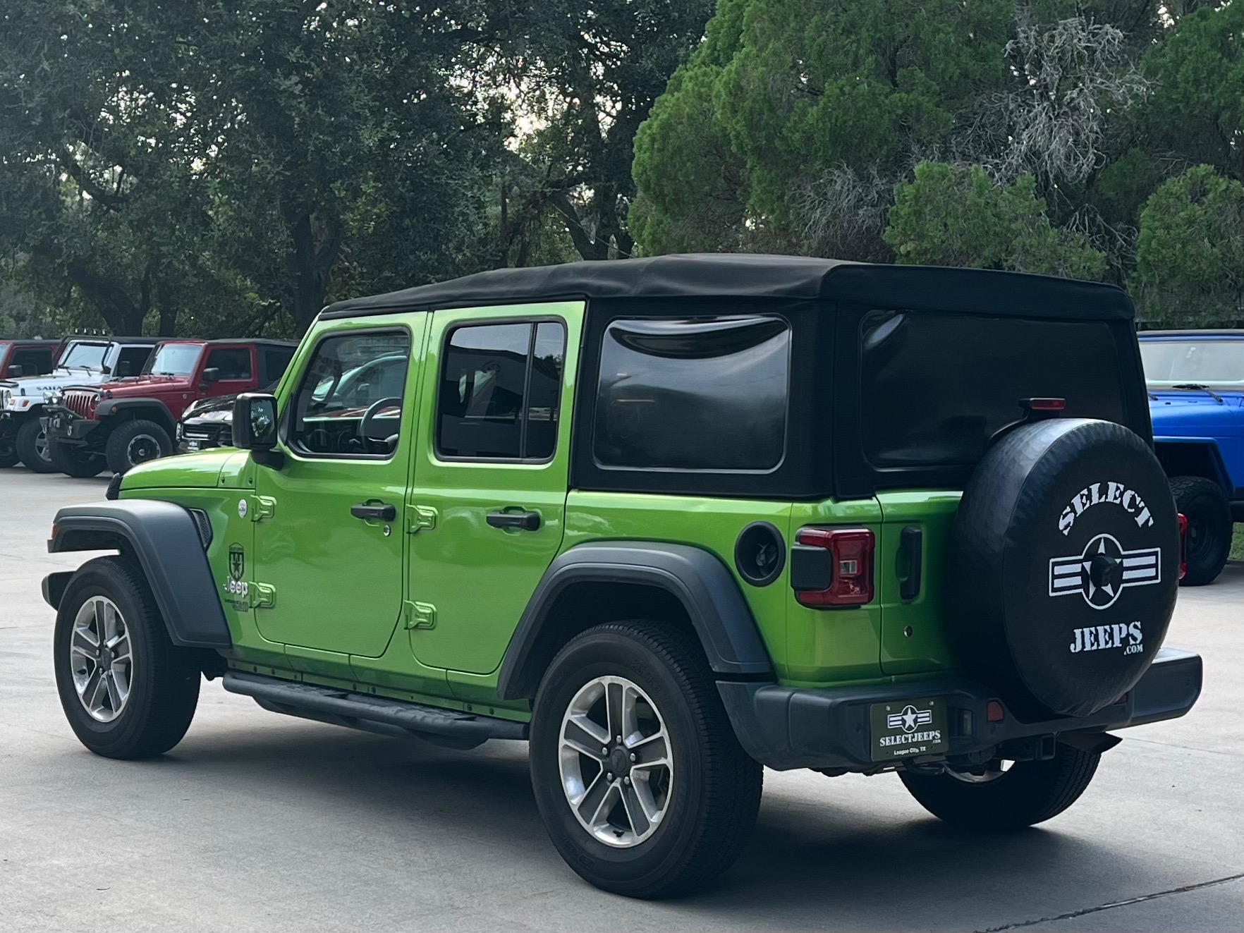 Used-2018-Jeep-Wrangler-Unlimited-Sport