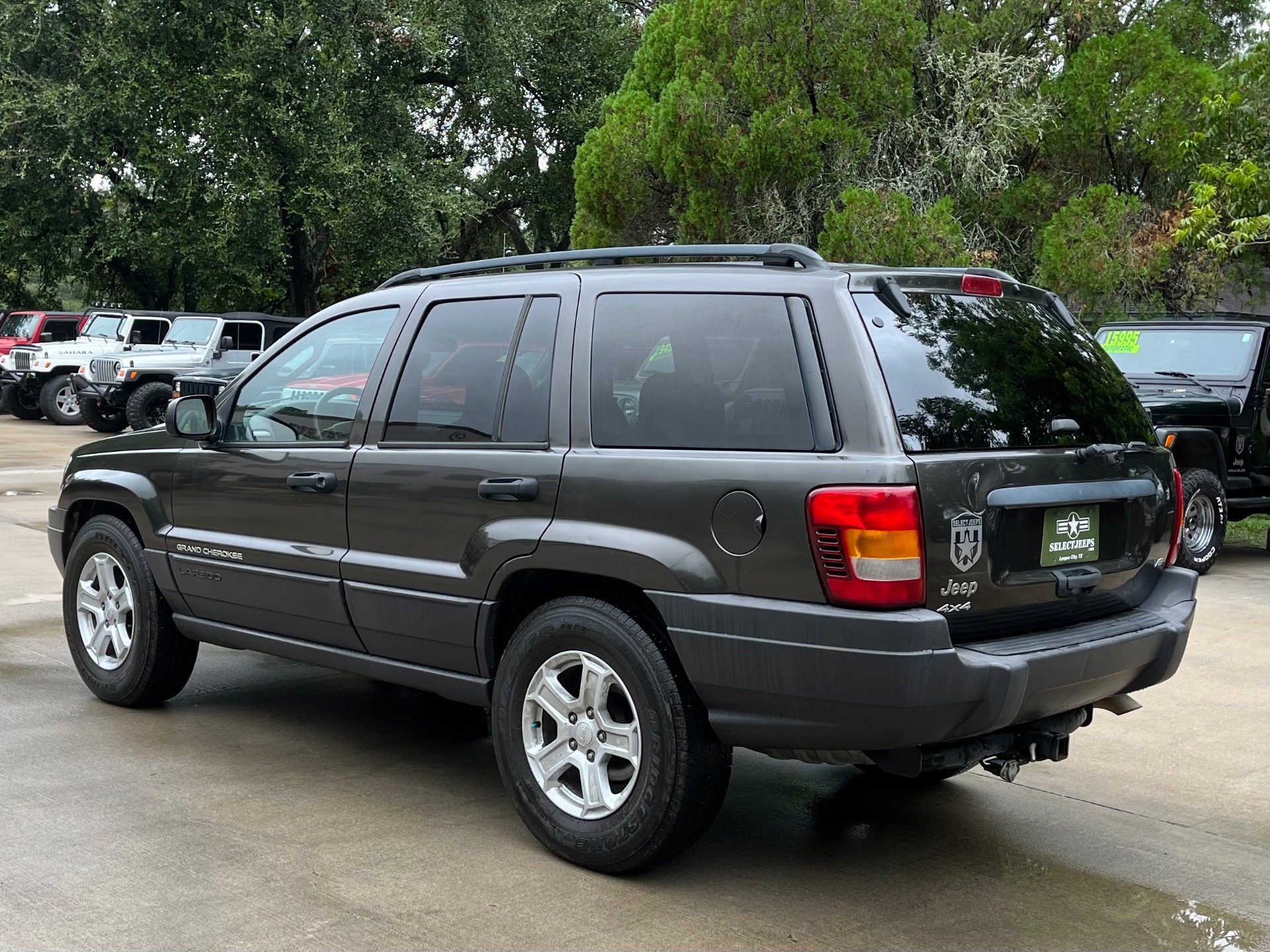 Used-2004-Jeep-Grand-Cherokee-Laredo