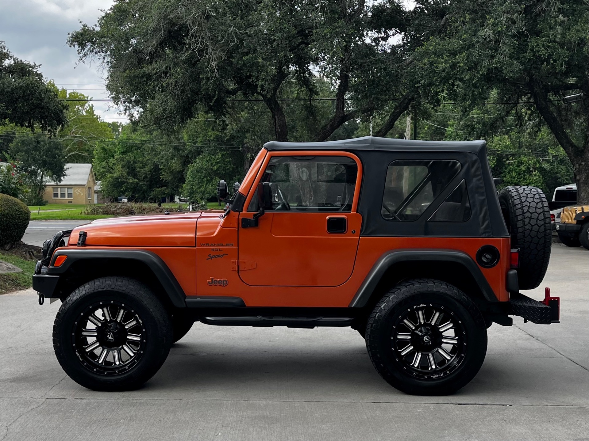 Used-2001-Jeep-Wrangler-Sport