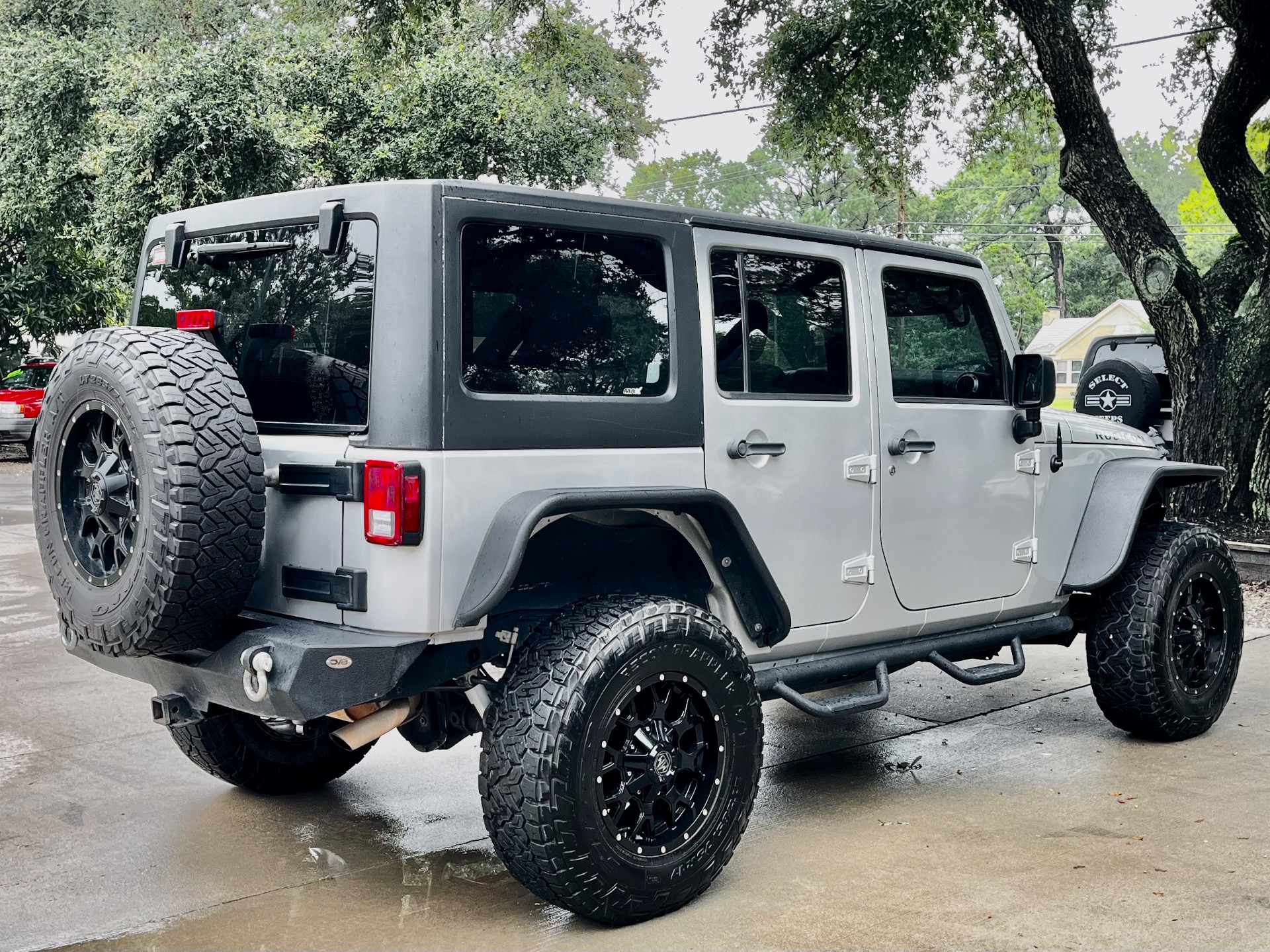 Used-2012-Jeep-Wrangler-Unlimited-Rubicon