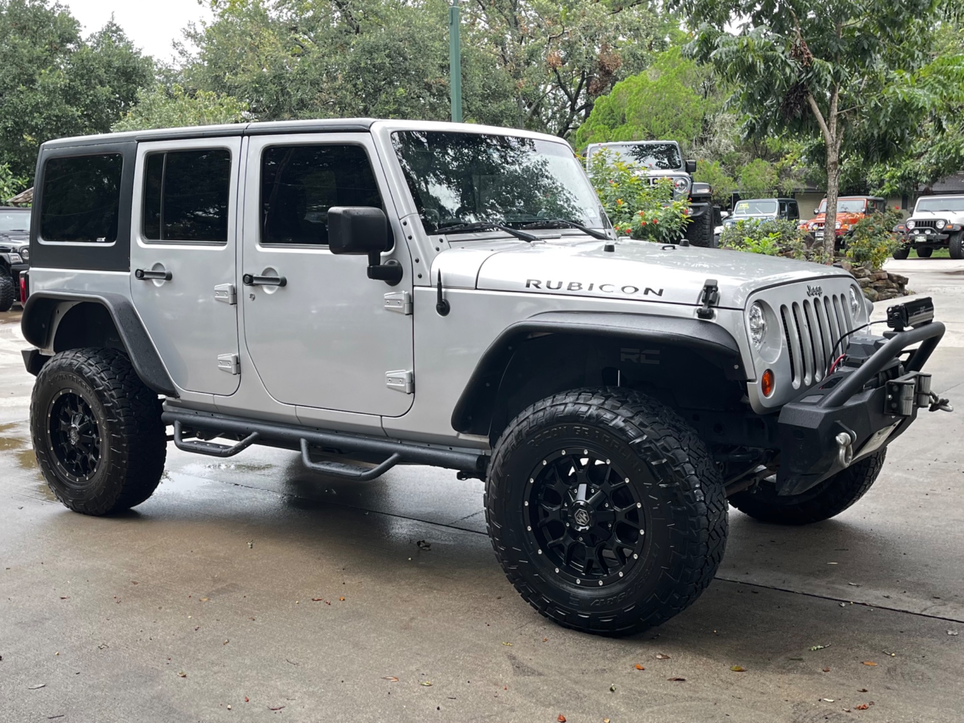 Used-2012-Jeep-Wrangler-Unlimited-Rubicon