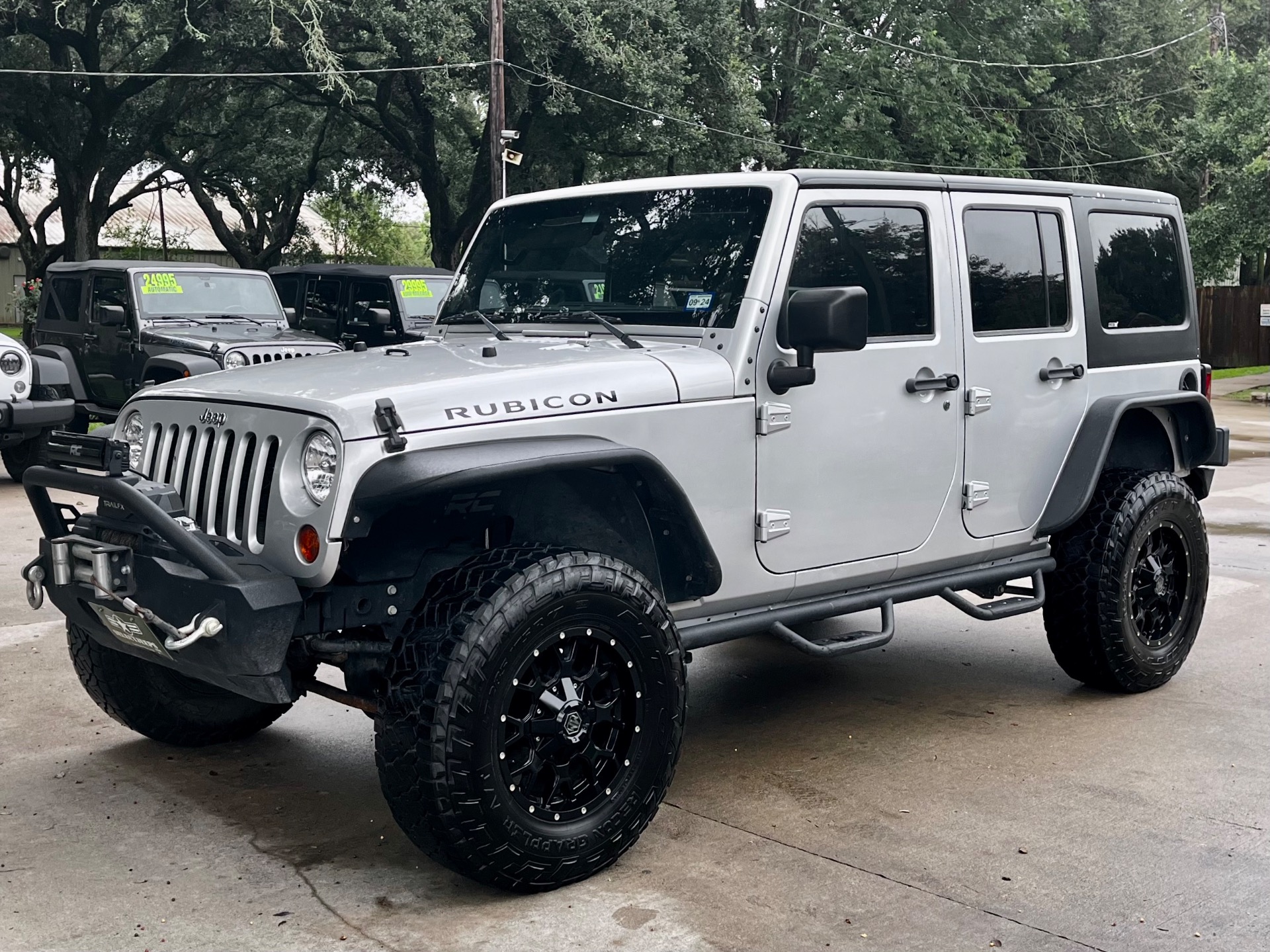 Used-2012-Jeep-Wrangler-Unlimited-Rubicon