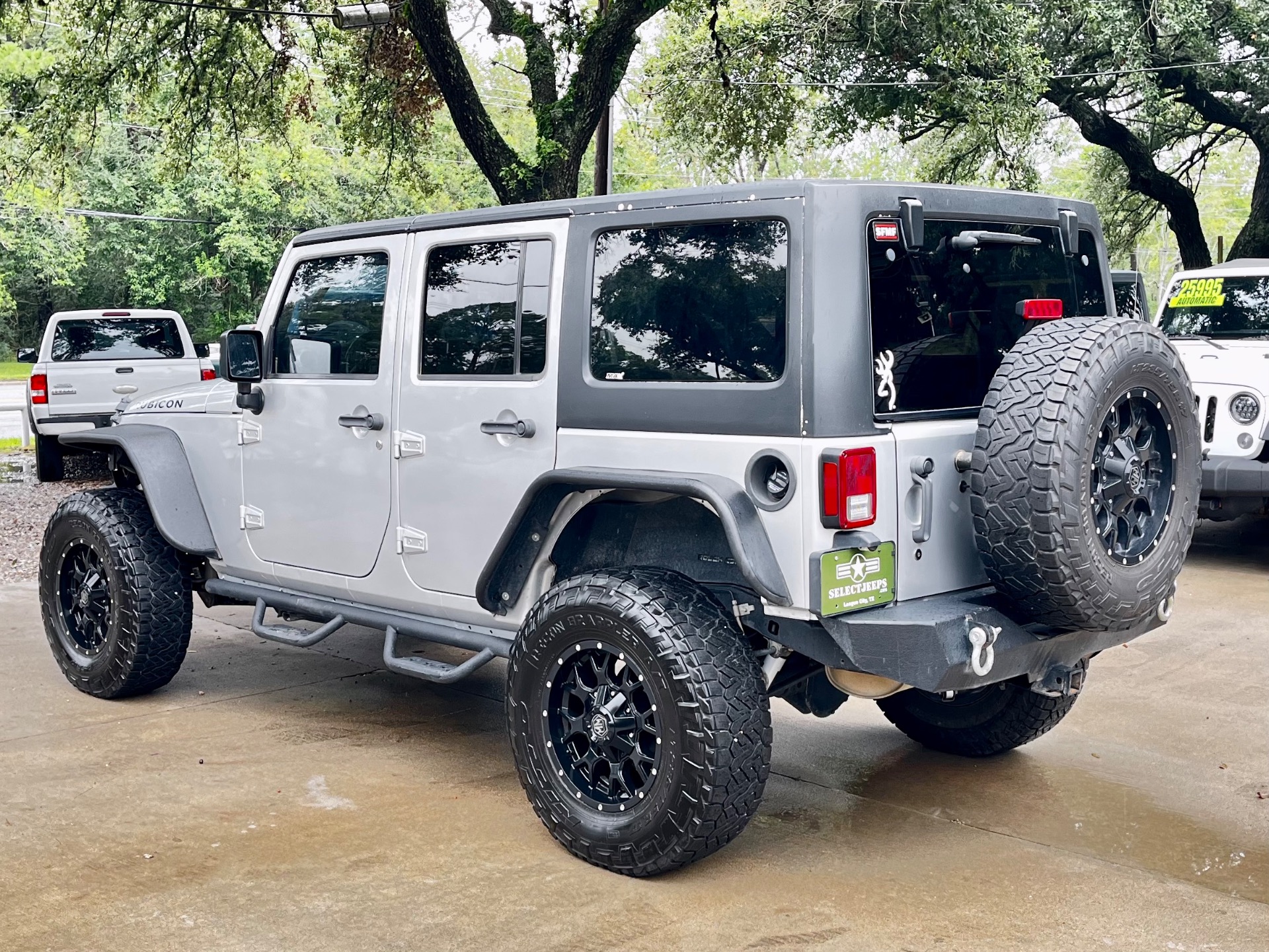 Used-2012-Jeep-Wrangler-Unlimited-Rubicon