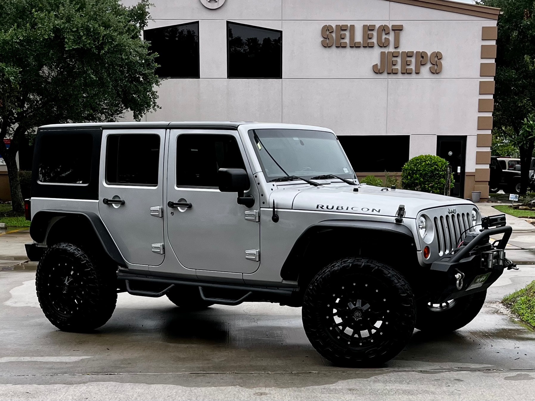 Used-2012-Jeep-Wrangler-Unlimited-Rubicon