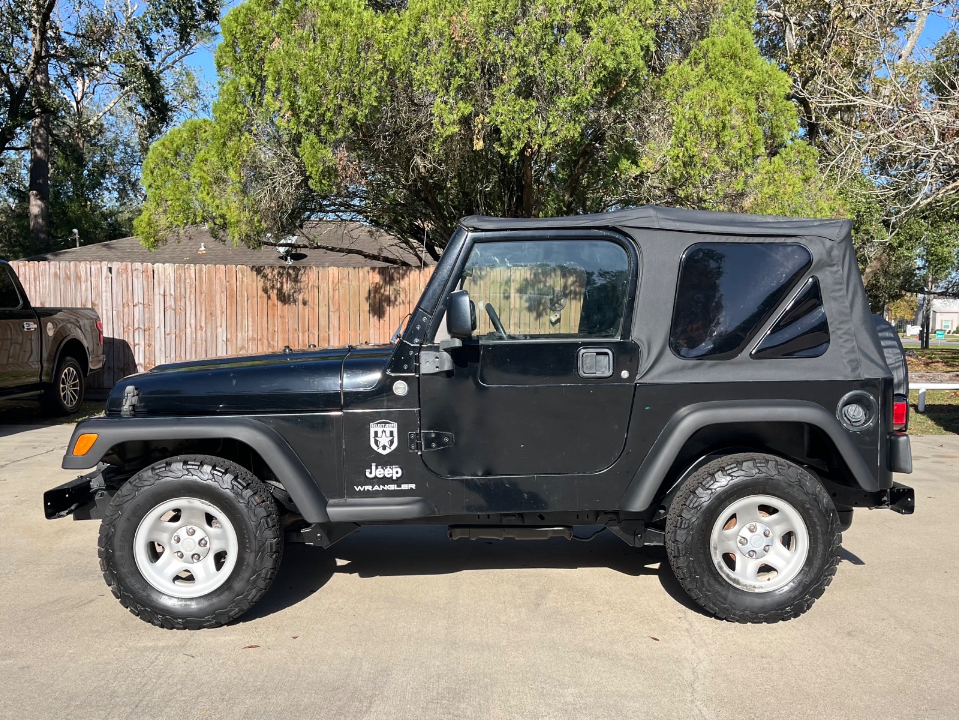 Used-2006-Jeep-Wrangler-SE