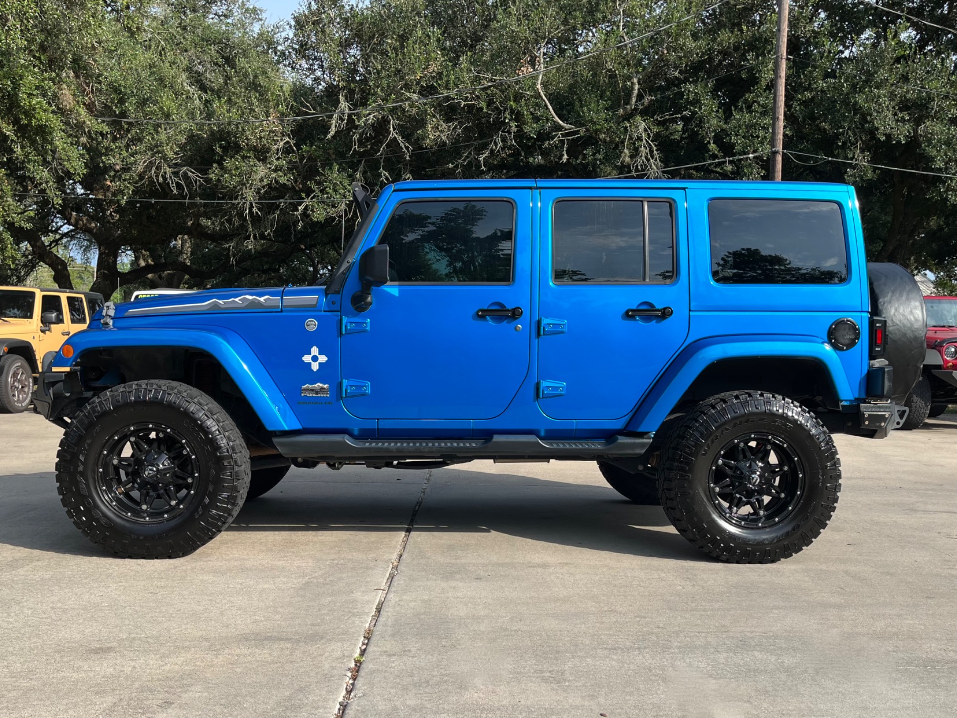 Used-2014-Jeep-Wrangler-Unlimited-Polar-Edition