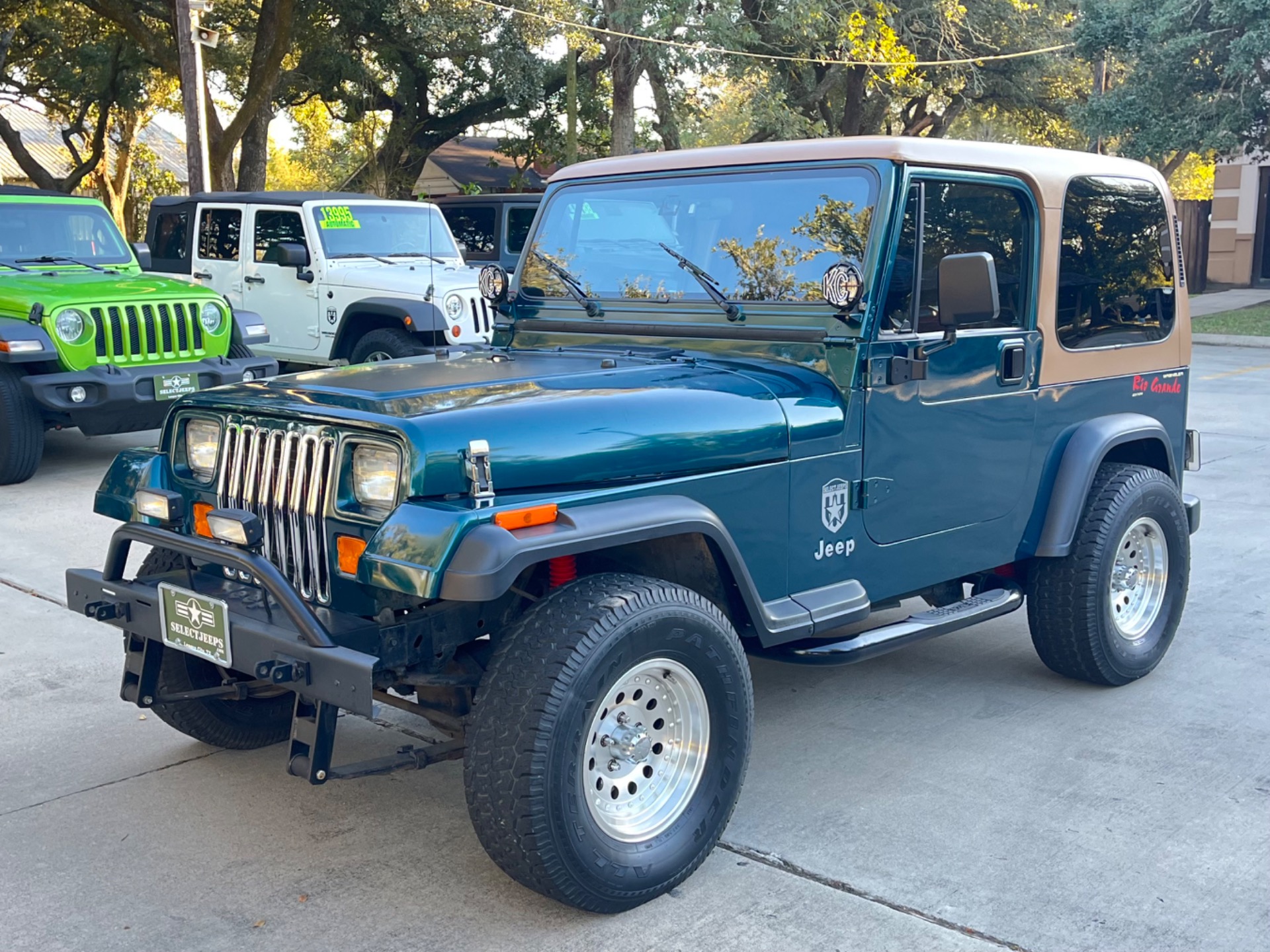 Used-1995-Jeep-Wrangler-Rio-Grande