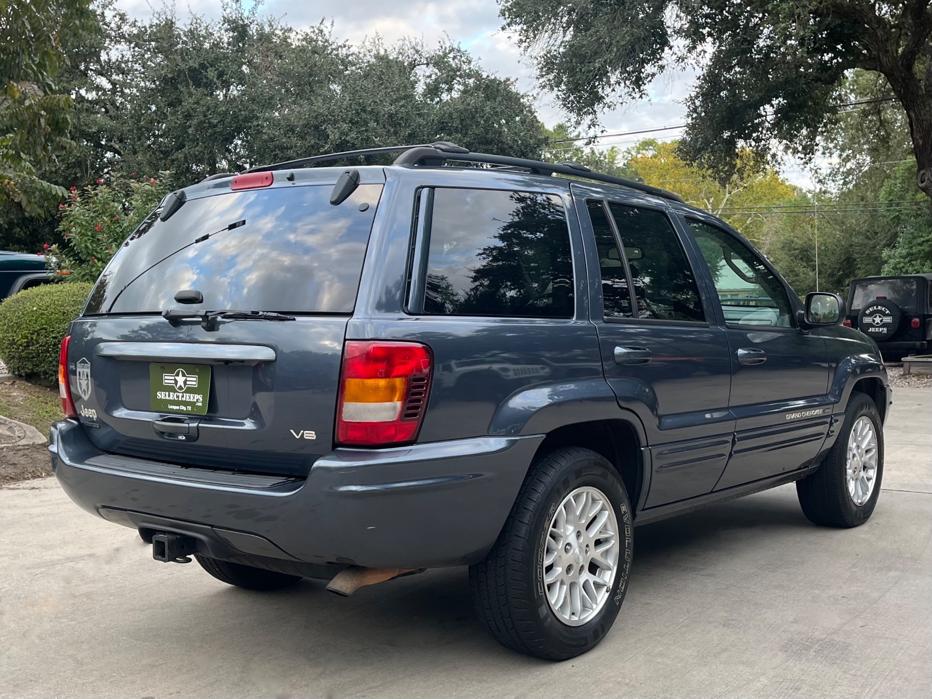 Used-2003-Jeep-Grand-Cherokee-Limited