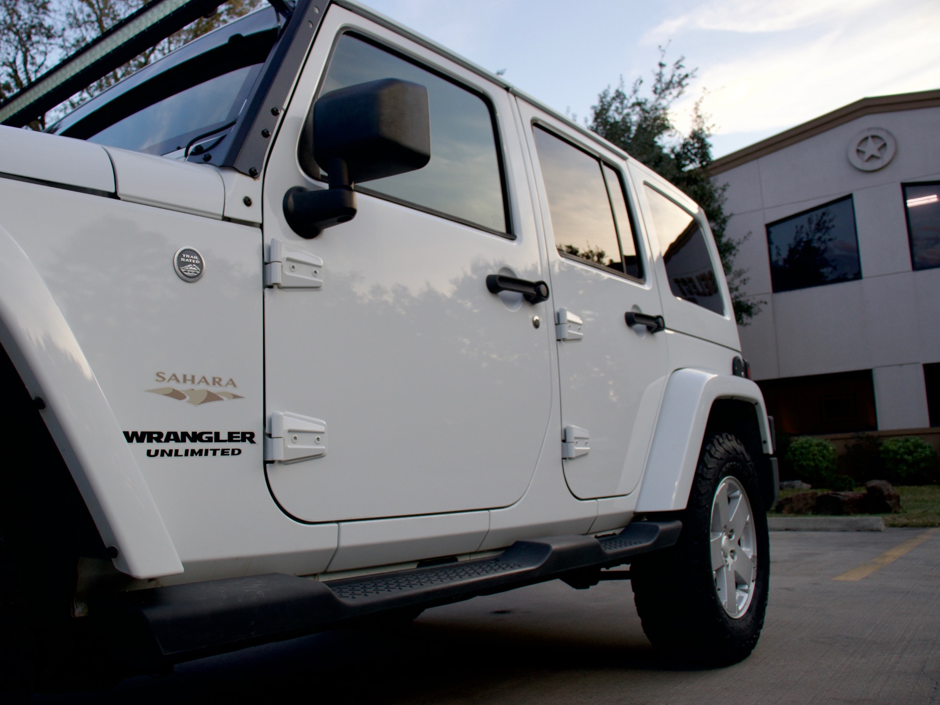 Used-2012-Jeep-Wrangler-Unlimited-Sahara