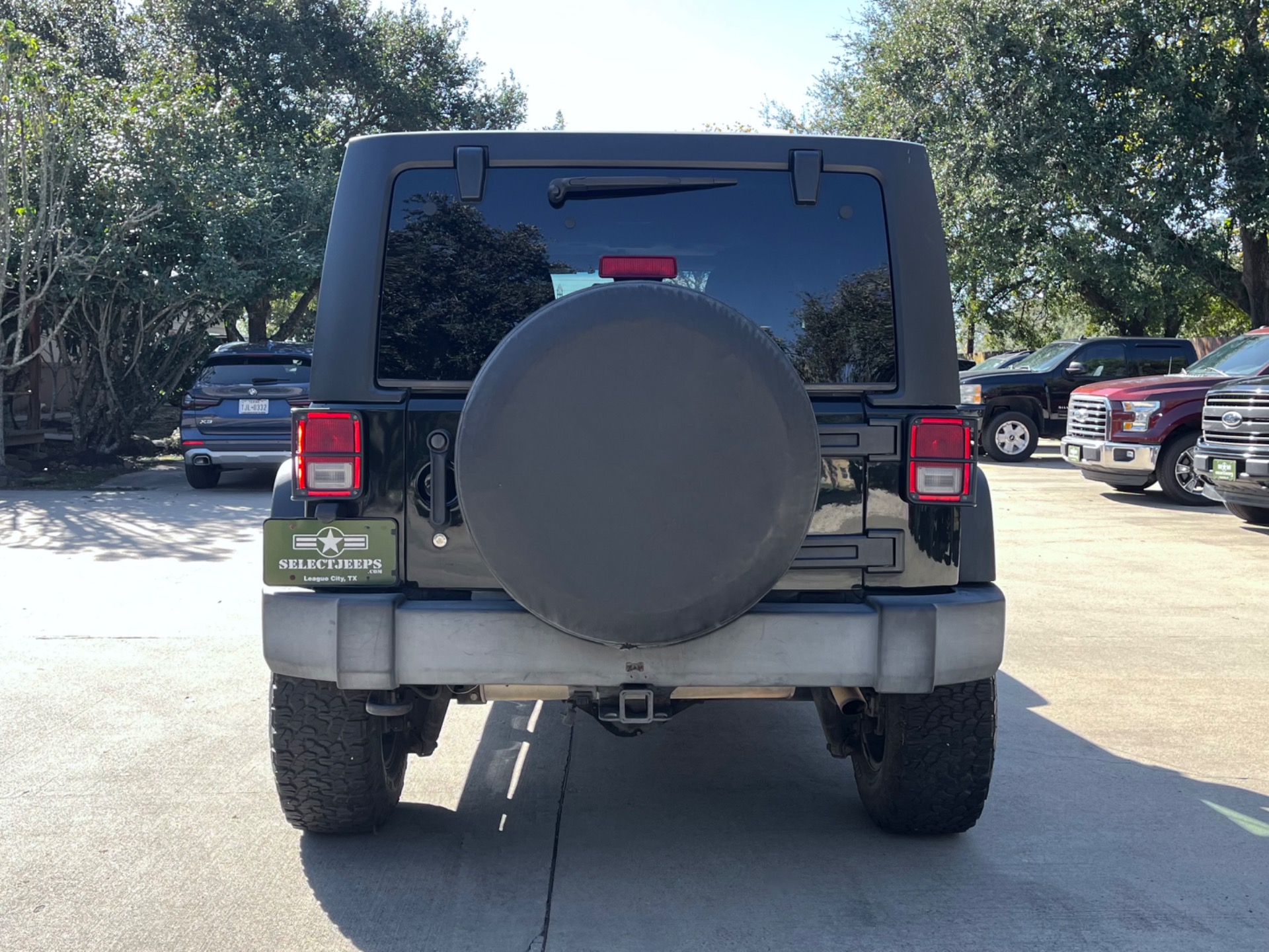 Used-2012-Jeep-Wrangler-Unlimited-Sport