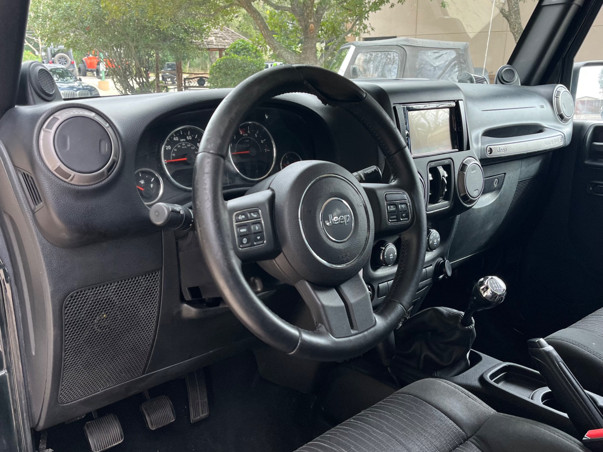 Used-2012-Jeep-Wrangler-Unlimited-Sport