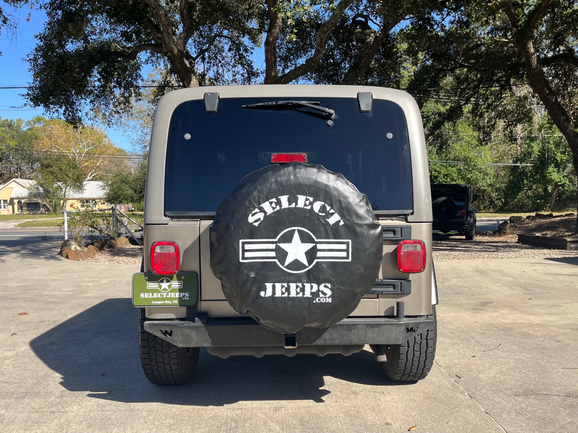 Used-2005-Jeep-Wrangler-Unlimited-Rubicon