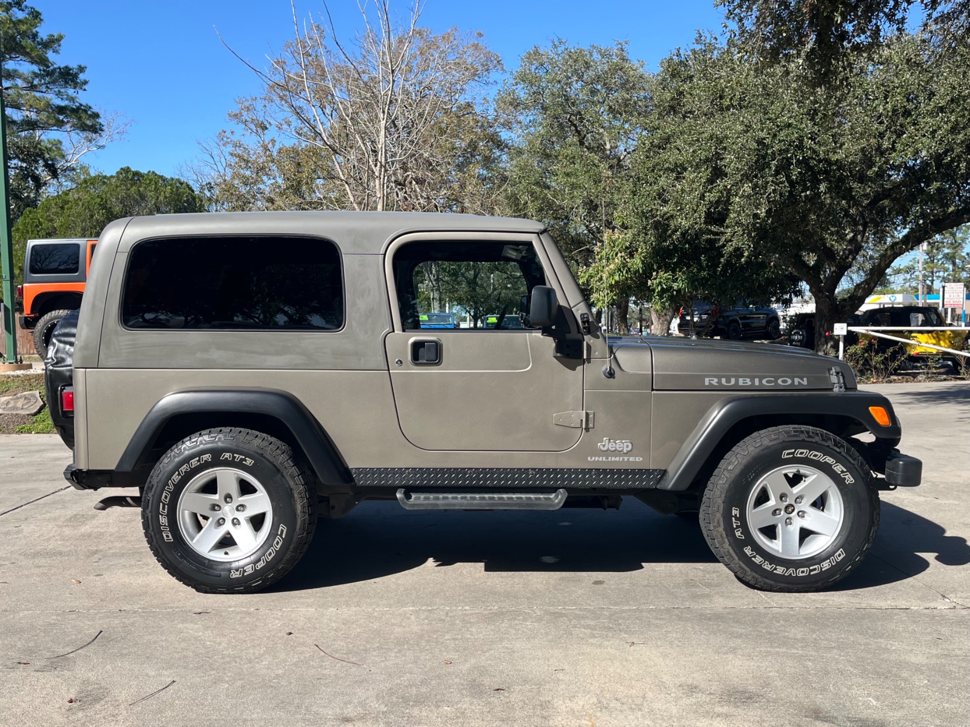 Used-2005-Jeep-Wrangler-Unlimited-Rubicon