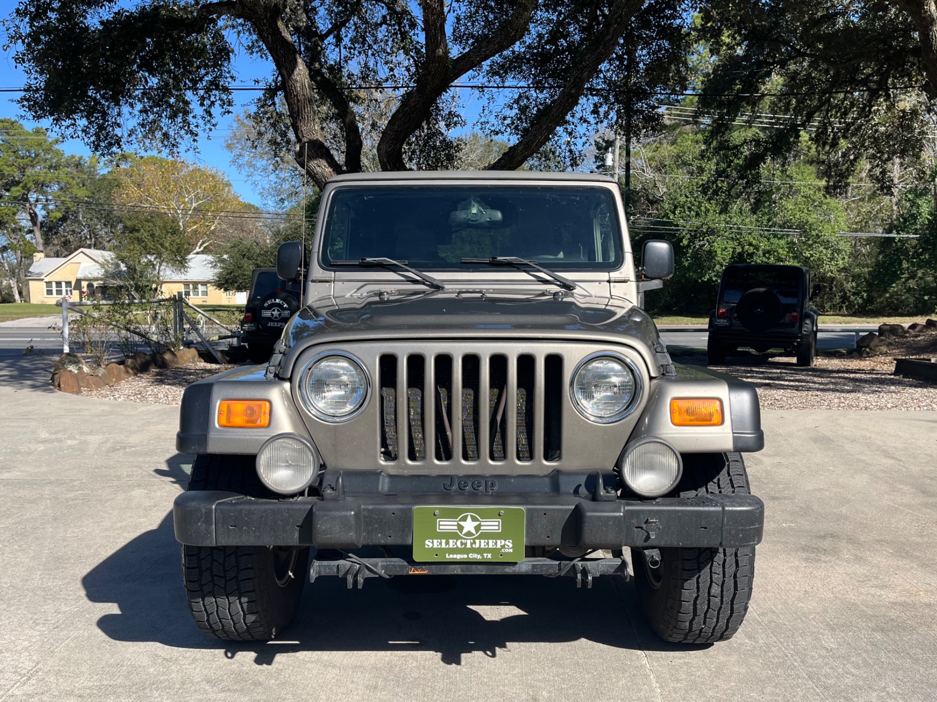 Used-2005-Jeep-Wrangler-Unlimited-Rubicon