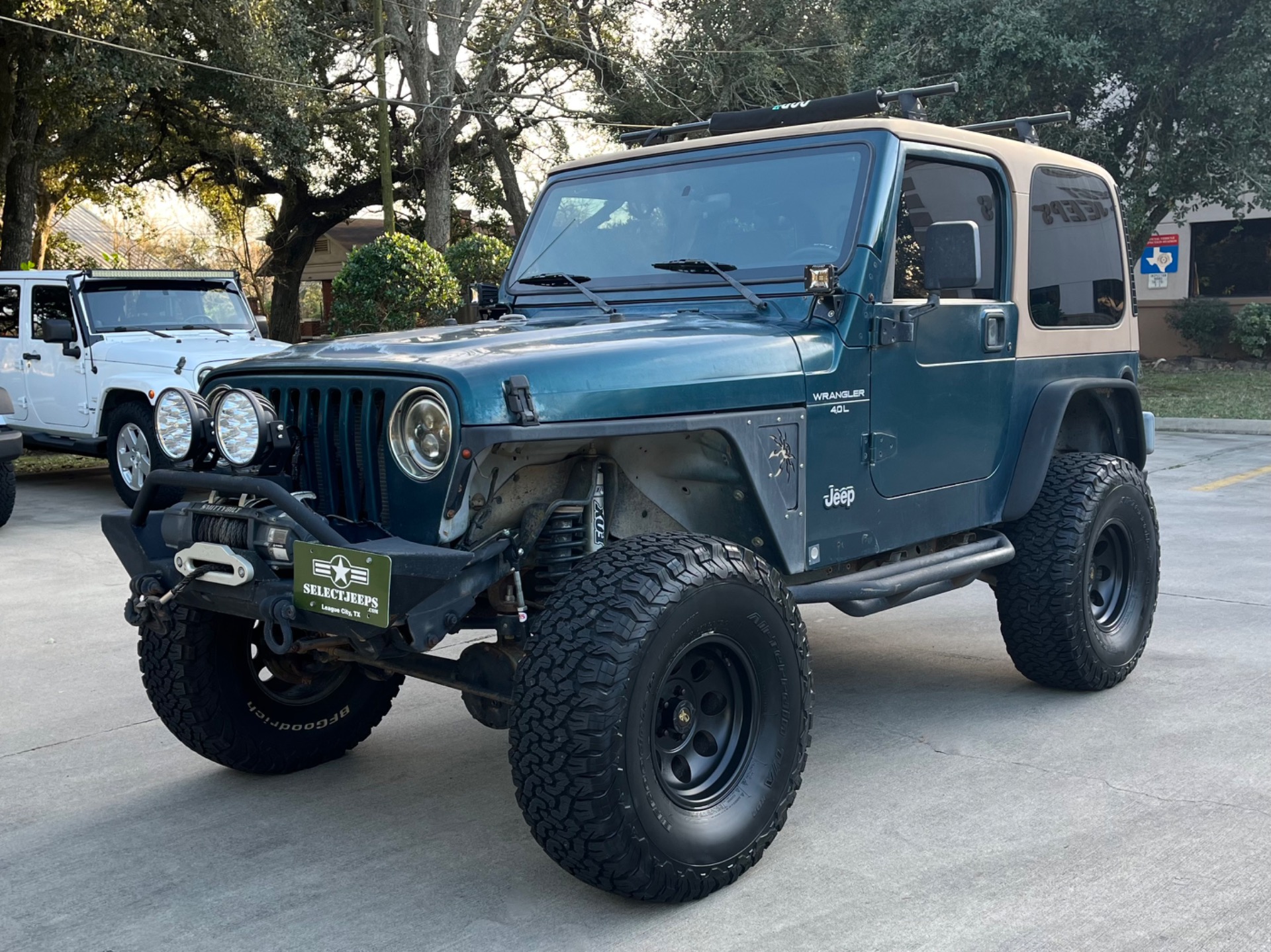 Used-1998-Jeep-Wrangler-Sport