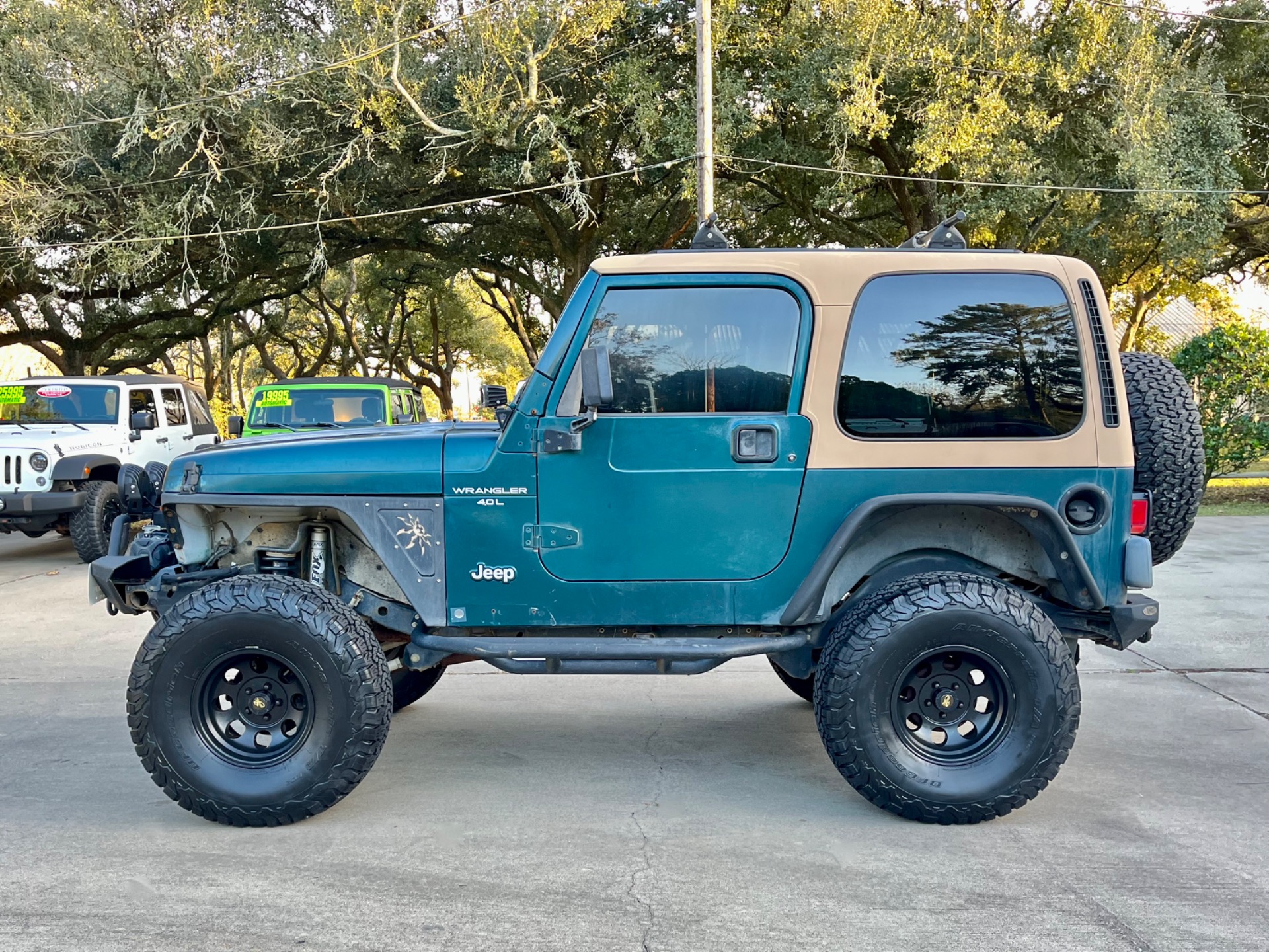 Used-1998-Jeep-Wrangler-Sport