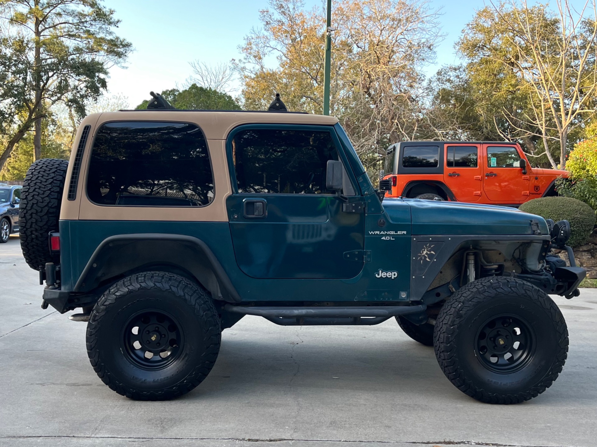 Used-1998-Jeep-Wrangler-Sport