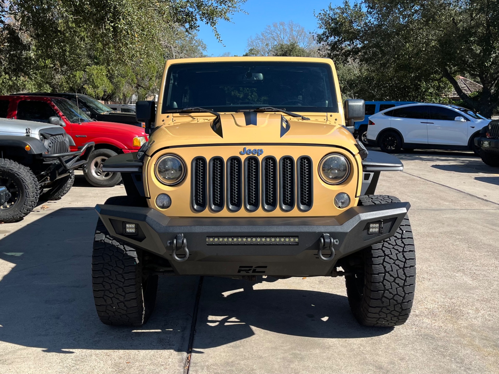 Used-2014-Jeep-Wrangler-Unlimited-Sport