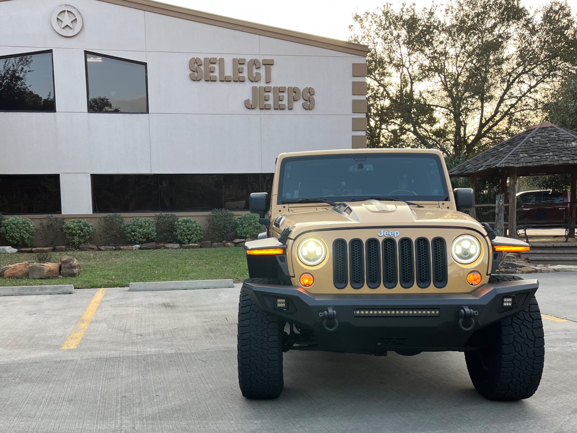 Used-2014-Jeep-Wrangler-Unlimited-Sport