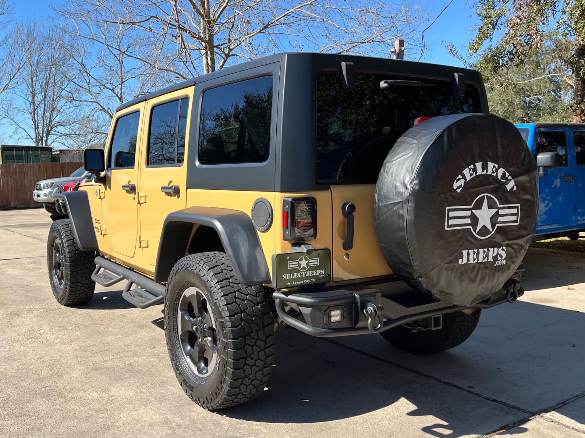 Used-2014-Jeep-Wrangler-Unlimited-Sport