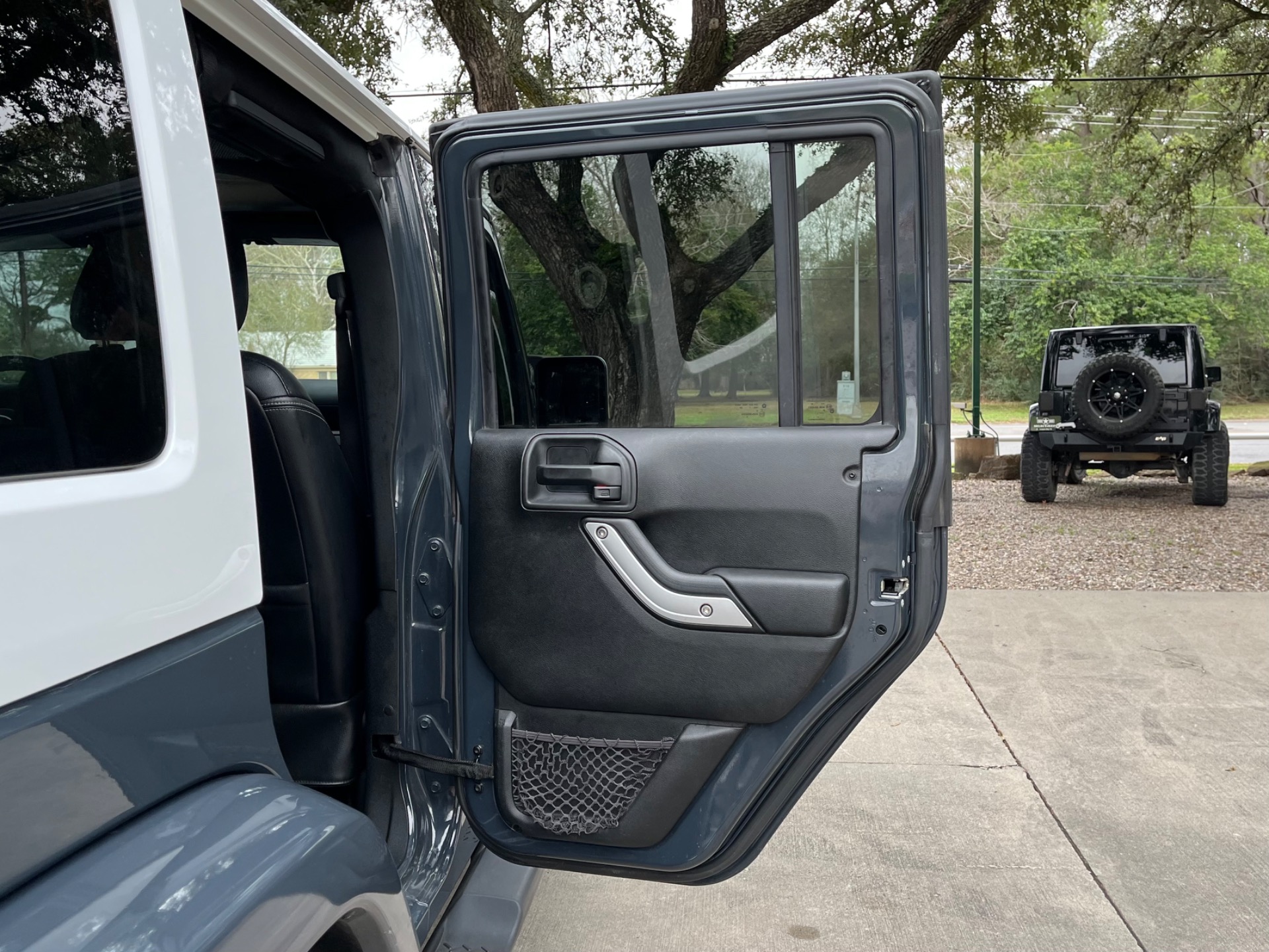 Used-2017-Jeep-Wrangler-Unlimited-Chief-Edition